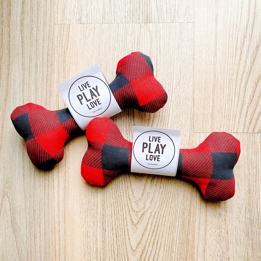 Dog bones 🦴 toys (ONLY ONE)